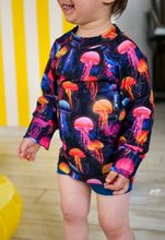Charger l'image dans la galerie, Tee-shirt de bain manches longues UPF 50+ JellyGlow