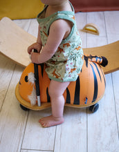 Charger l'image dans la galerie, Combi short évolutive Tiger