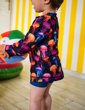 Charger l&#39;image dans la galerie, Tee-shirt de bain manches longues UPF 50+ JellyGlow
