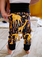 Charger l&#39;image dans la galerie, Pantalon évolutif Girafes
