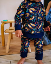 Charger l&#39;image dans la galerie, Sweat évolutif Loutres
