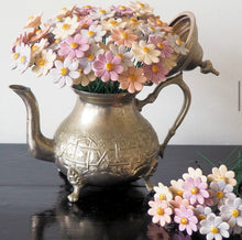 Charger l&#39;image dans la galerie, Marguerite en céramique
