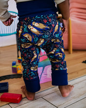 Charger l&#39;image dans la galerie, Pantalon évolutif Loutres
