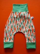 Charger l'image dans la galerie, Pantalon évolutif Eat your veggies 🥕
